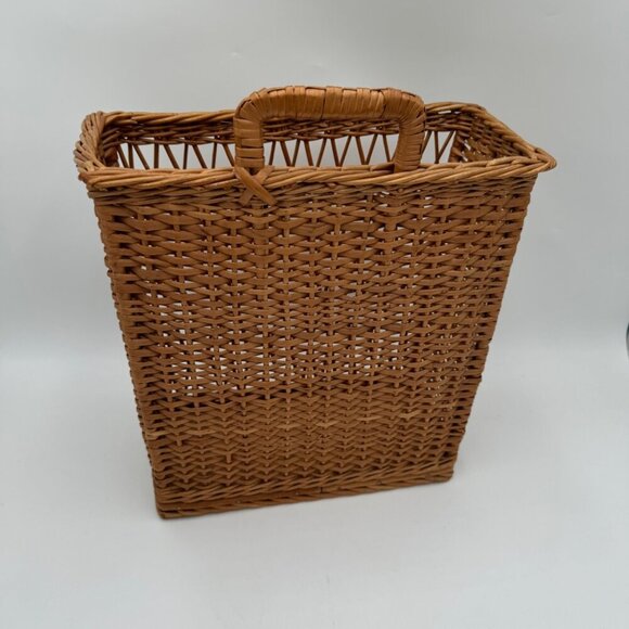 VTG Splint Wood Hand Crafted Wall Basket Organizer Magazine Mail French Country - Picture 7 of 16